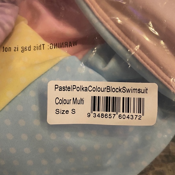 PASTEL POLKA COLOUR BLOCK SWIMSUIT NWT SIZE SMALL - Picture 7 of 7